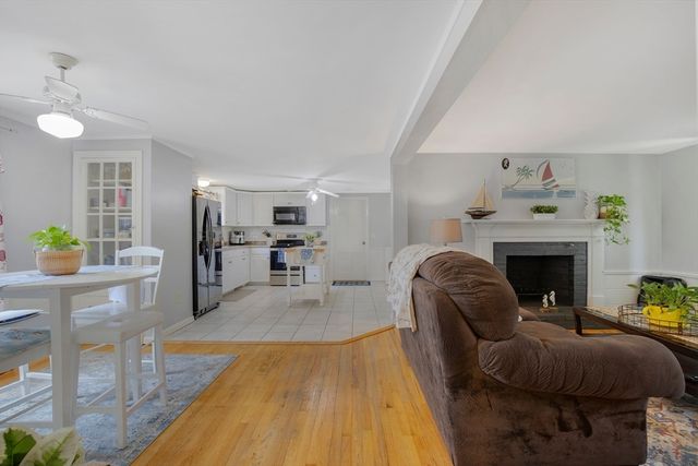 11 Gateway St 1, Yarmouth, MA 02664