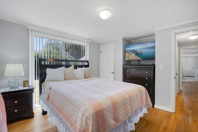 11 Gateway St 1, Yarmouth, MA 02664
