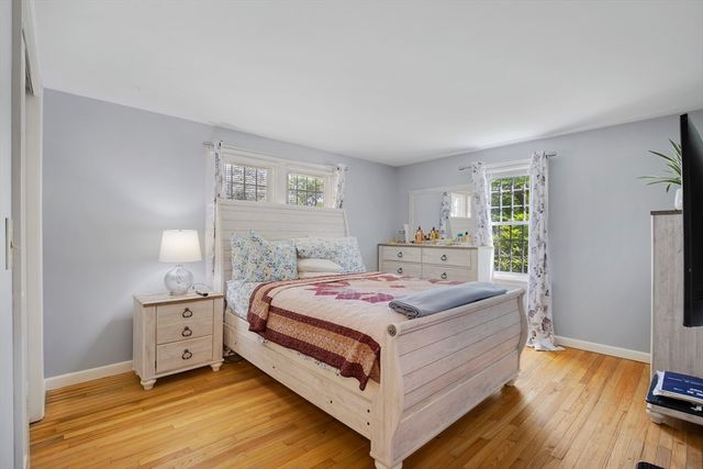 11 Gateway St 1, Yarmouth, MA 02664
