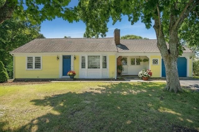 11 Gateway St 1, Yarmouth, MA 02664