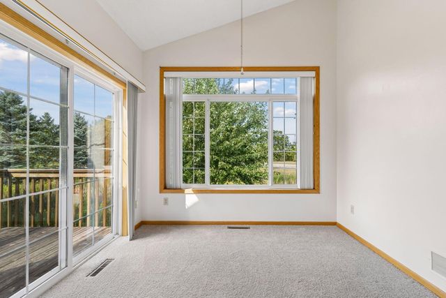 2485 Prairie Oak Trail, Woodbury, MN 55125