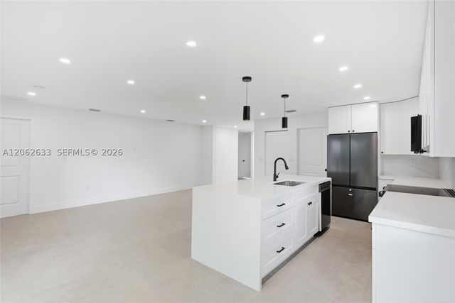 6421 SW 59th Ave, South Miami, FL 33143