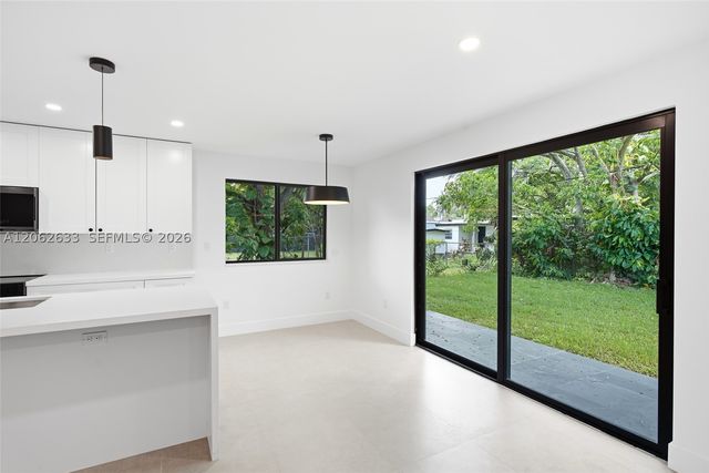 6421 SW 59th Ave, South Miami, FL 33143