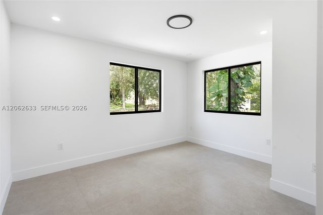 6421 SW 59th Ave, South Miami, FL 33143