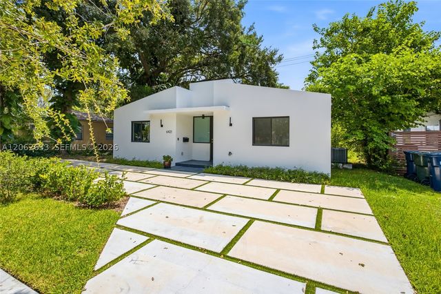 6421 SW 59th Ave, South Miami, FL 33143