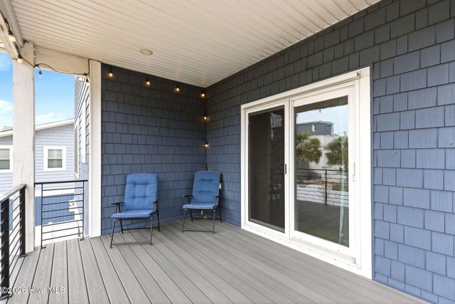 304 Birmingham Avenue Unit 2, Carolina Beach, NC 28428