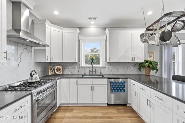 304 Birmingham Avenue Unit 2, Carolina Beach, NC 28428