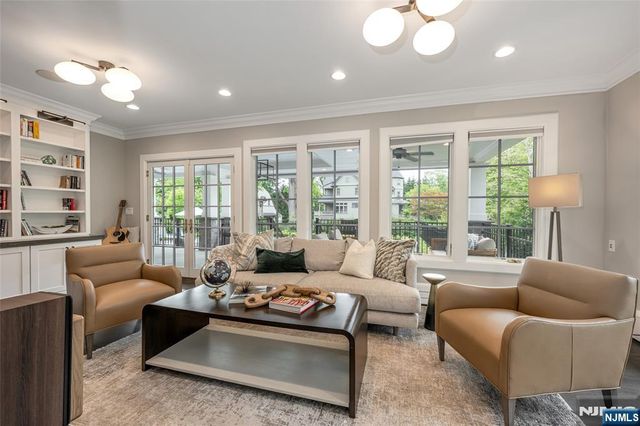 151 West End Avenue, Ridgewood, NJ 07450