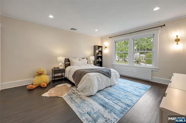 151 West End Avenue, Ridgewood, NJ 07450