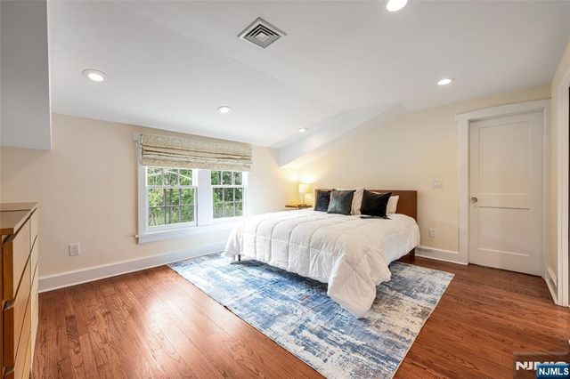 151 West End Avenue, Ridgewood, NJ 07450