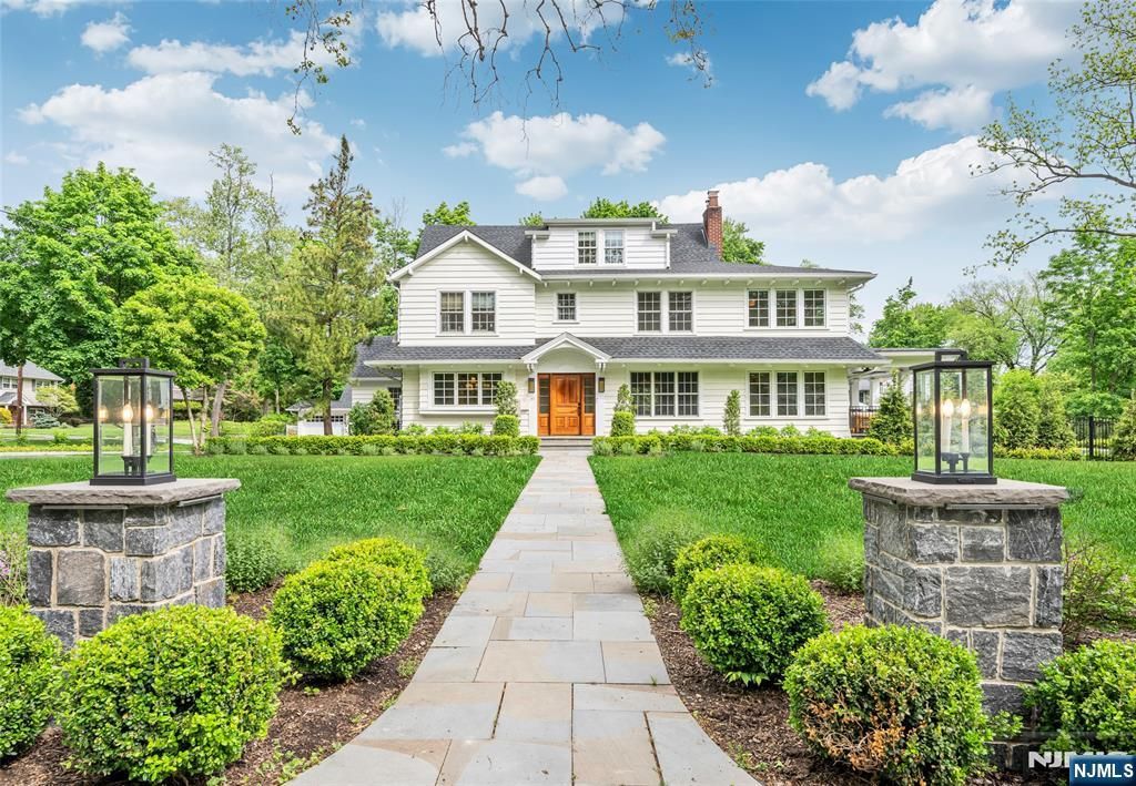 151 West End Avenue, Ridgewood, NJ 07450