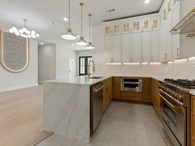 2023 Cap Rock Drive, Richardson, TX 75080
