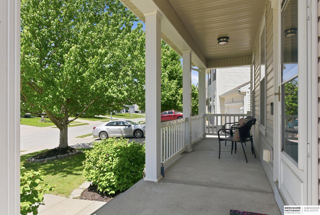 4749 S 194 Avenue, Omaha, NE 68135