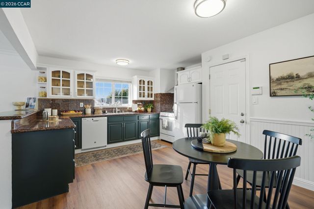 2313 Panoramic Dr, Concord, CA 94520