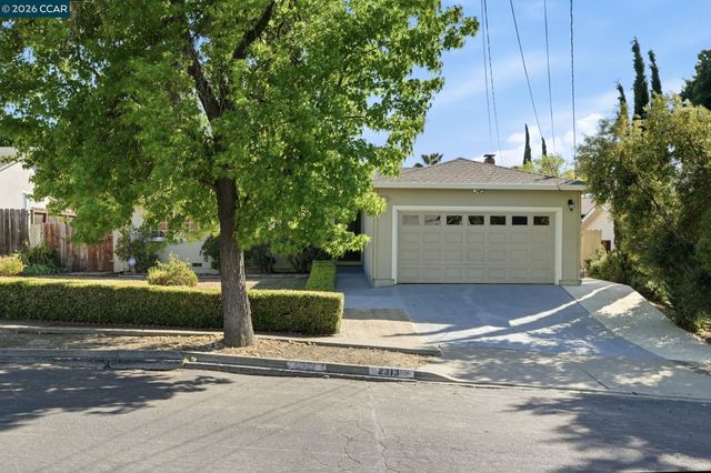 2313 Panoramic Dr, Concord, CA 94520