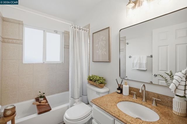 2313 Panoramic Dr, Concord, CA 94520