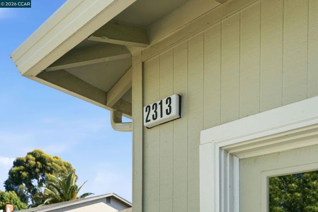 2313 Panoramic Dr, Concord, CA 94520
