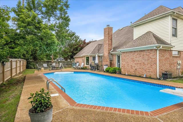 1736 SWANSEA CV, Memphis, TN 38016