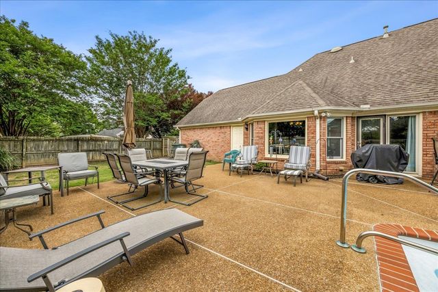 1736 SWANSEA CV, Memphis, TN 38016