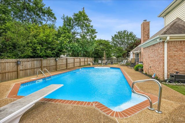 1736 SWANSEA CV, Memphis, TN 38016
