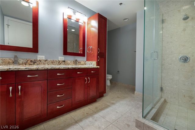 4575 DEAN MARTIN Drive 2205, Las Vegas, NV 89103