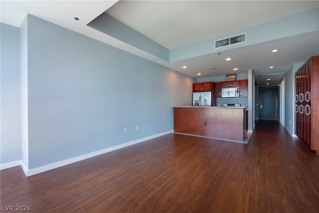 4575 DEAN MARTIN Drive 2205, Las Vegas, NV 89103
