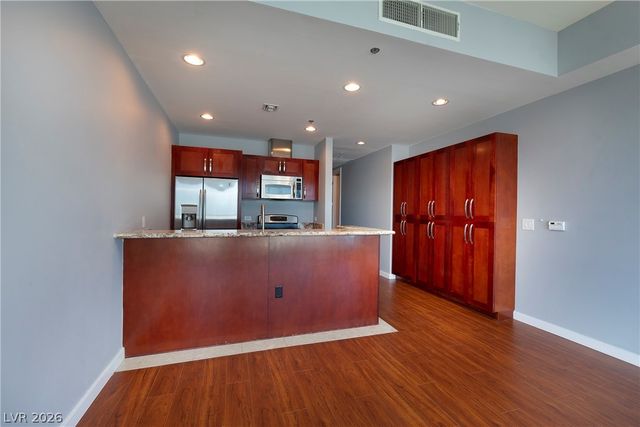 4575 DEAN MARTIN Drive 2205, Las Vegas, NV 89103