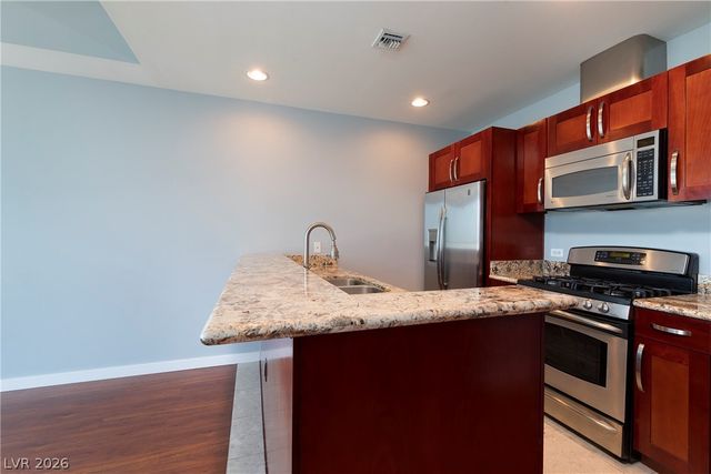 4575 DEAN MARTIN Drive 2205, Las Vegas, NV 89103