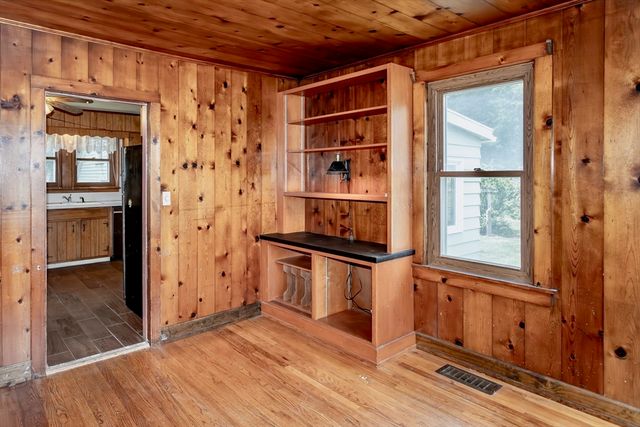 94 Holyoke Road, Westfield, MA 01085