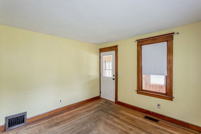 94 Holyoke Road, Westfield, MA 01085