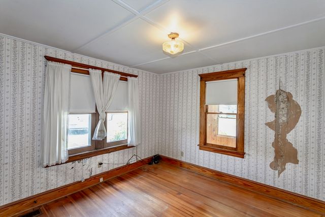 94 Holyoke Road, Westfield, MA 01085