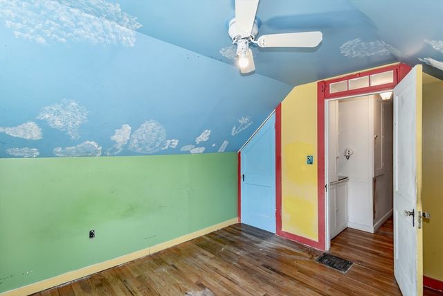 94 Holyoke Road, Westfield, MA 01085