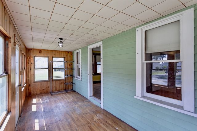94 Holyoke Road, Westfield, MA 01085