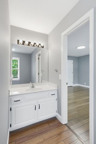 124 Laural Hill Dr, Smyrna, TN 37167