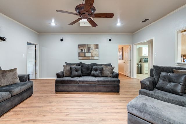 15610 FM 179, Wolfforth, TX 79382