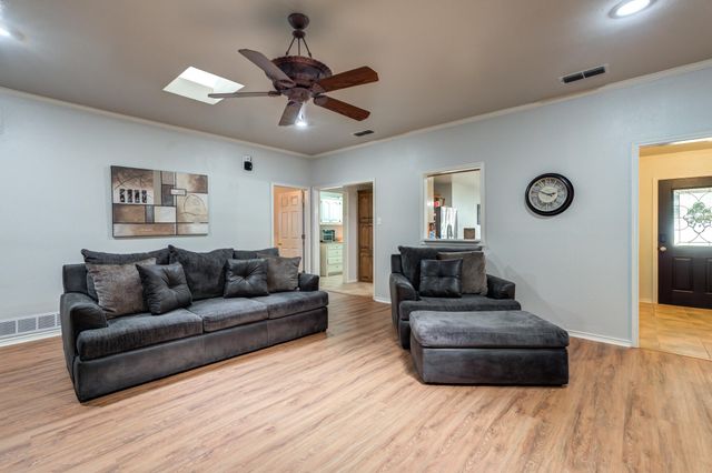 15610 FM 179, Wolfforth, TX 79382