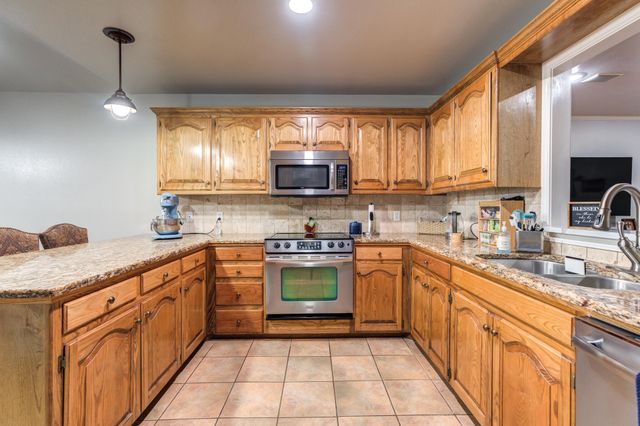 15610 FM 179, Wolfforth, TX 79382