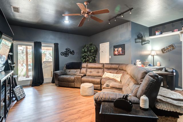 15610 FM 179, Wolfforth, TX 79382