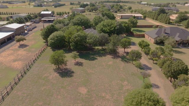 15610 FM 179, Wolfforth, TX 79382