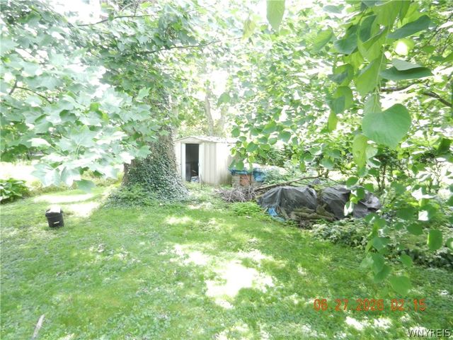 280 Prospect Ave, Hamburg, NY 14075