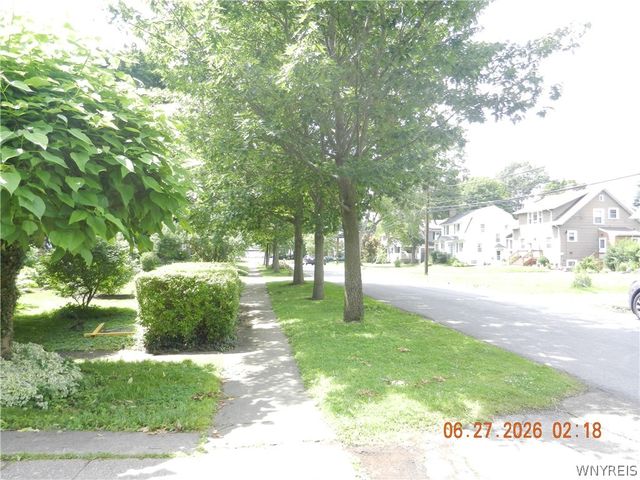 280 Prospect Ave, Hamburg, NY 14075