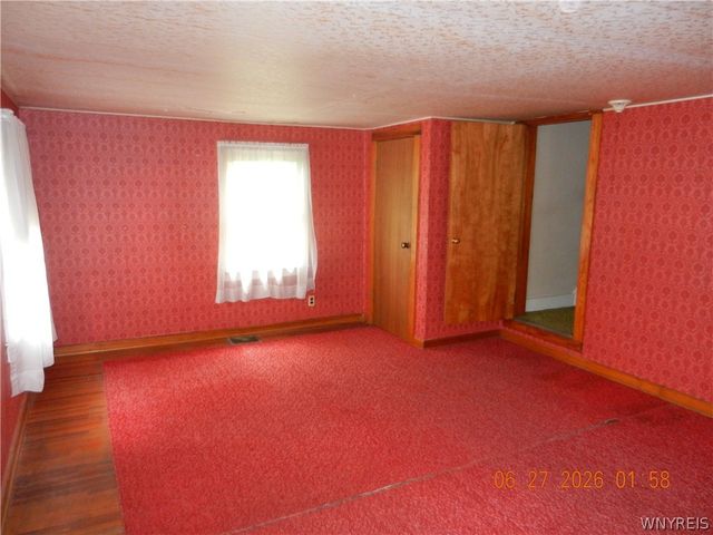280 Prospect Ave, Hamburg, NY 14075