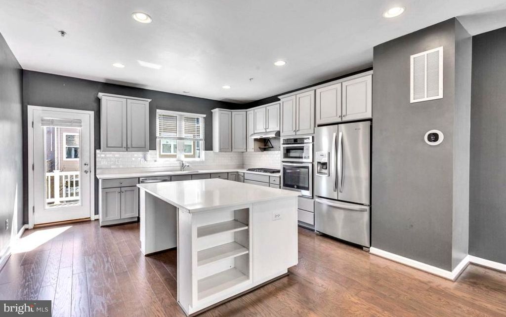 8027 CLOVIS WAY, Hanover, MD 21076
