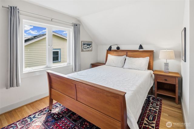 8053 Brooklyn Avenue NE, Seattle, WA 98115