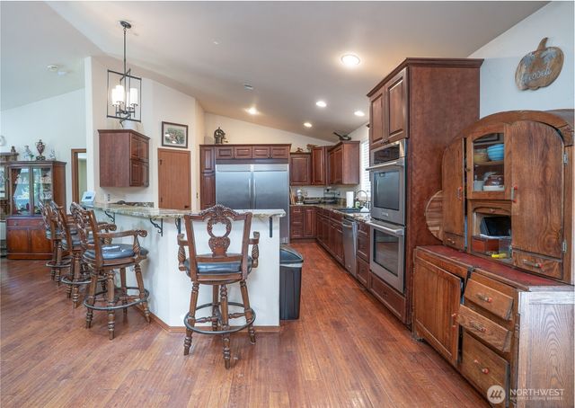 6517 12th Street E, Fife, WA 98424
