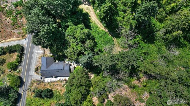 6517 12th Street E, Fife, WA 98424