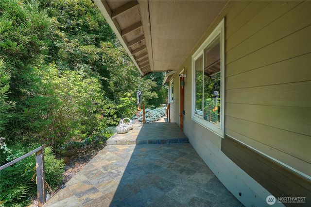 6517 12th Street E, Fife, WA 98424