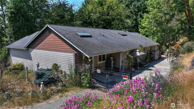 6517 12th Street E, Fife, WA 98424
