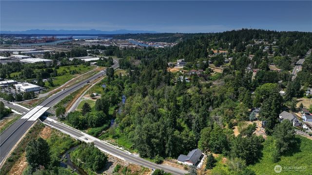 6517 12th Street E, Fife, WA 98424