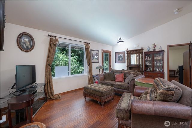 6517 12th Street E, Fife, WA 98424
